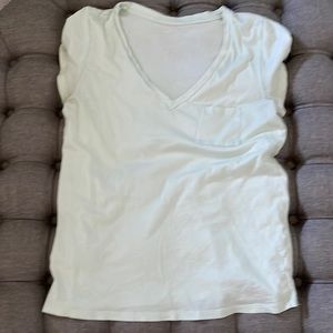 Gap mint colored v neck shirt